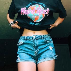 Hard Rock Cafe T-shirt 🌎